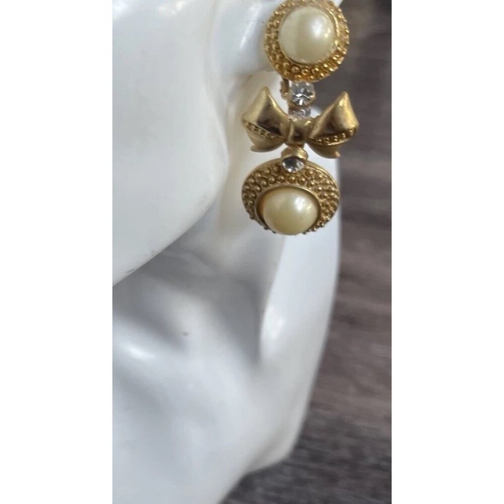 Vintage Large Faux Pearl Gold Tone Rope Border Clip Dangle 2.5” Earrings Quality